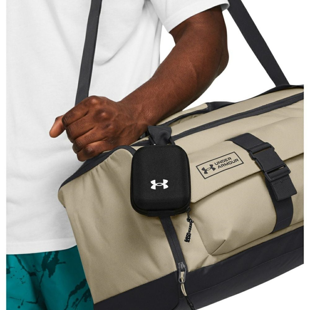 アンダーアーマーUNDERARMOURUAコンテインマイクロケースユニセックス小物ケースU1378573