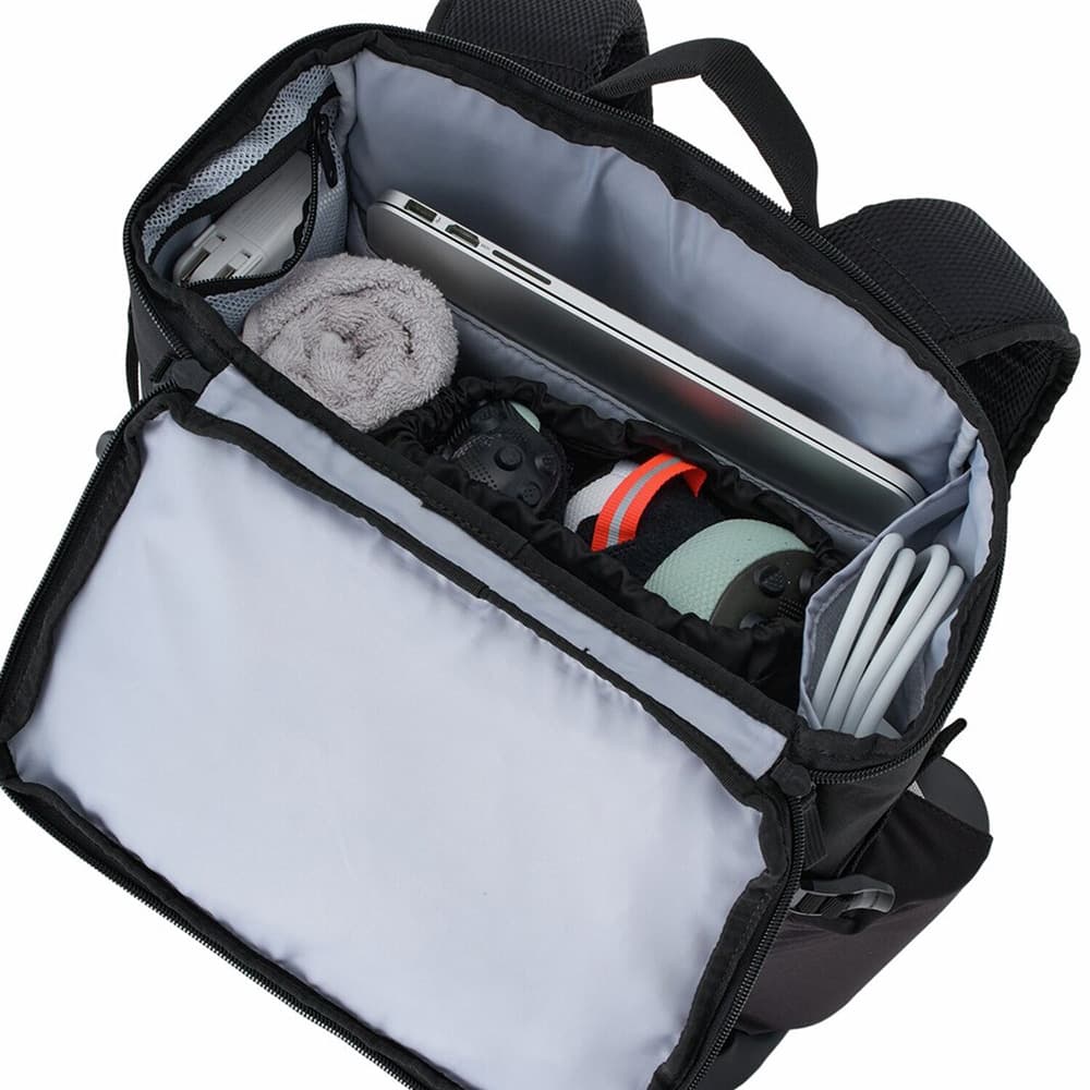 アンダーアーマーUNDERARMOURUAターポリンバックパック2.040リットルU1388291